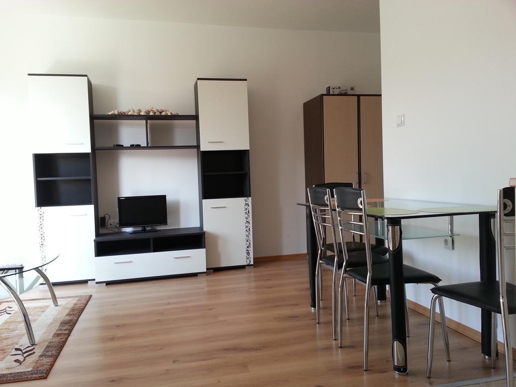 Menada Butterfly Apartment Sveti Vlas Habitación foto